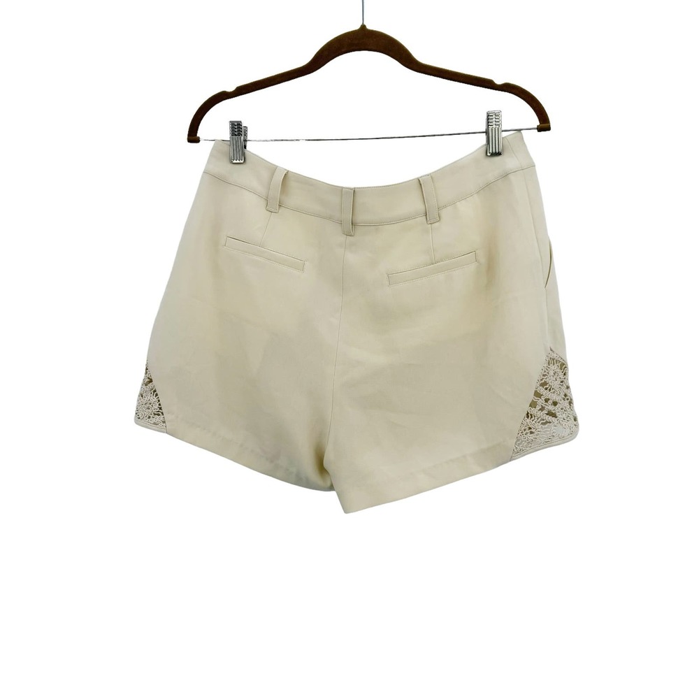 Cinq à Sept Corinna Crochet Lace Shorts Light Plaster Women's Size 6 NWT - Picture 7 of 12